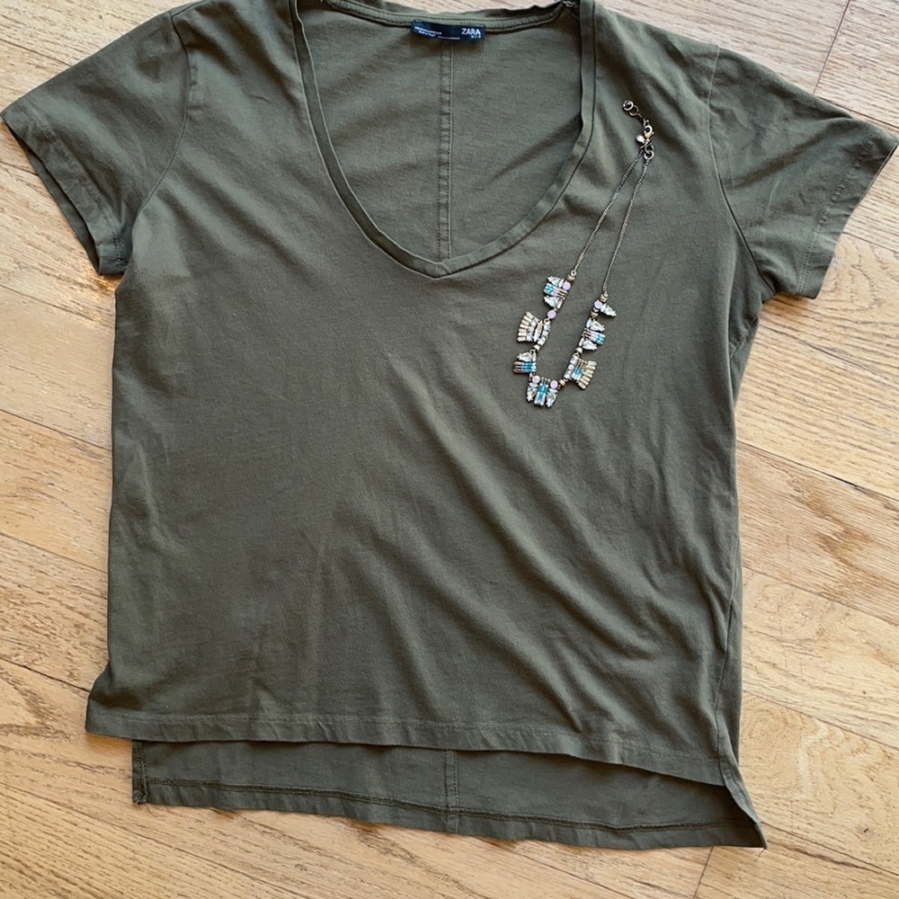 Zara olive T-shirt women’s size medium